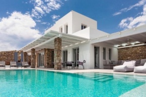 Epic Twin | Luxurious 14 bedrooms villa for 28...